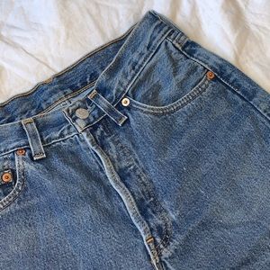 LEVI’S 501 JEANS